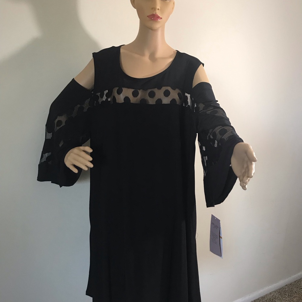 Nina Leonard Dress NWT ♠️